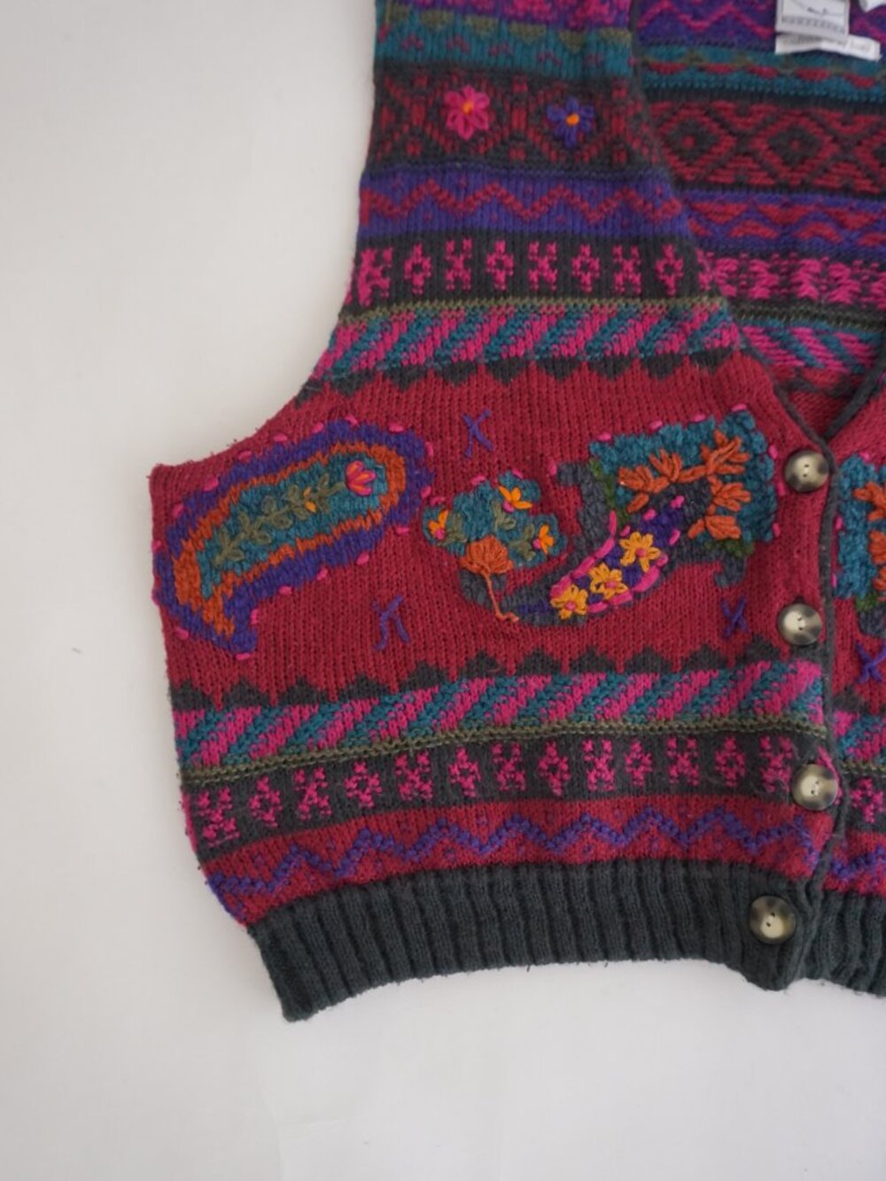 Vintage Jantzen Magenta Floral Tapestry Cottagecore Button Front Sweater Vest XL - Picture 6 of 9